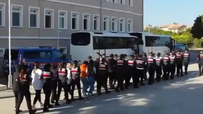 12 ilde 12 operasyon: 230 şüpheli yakalandı