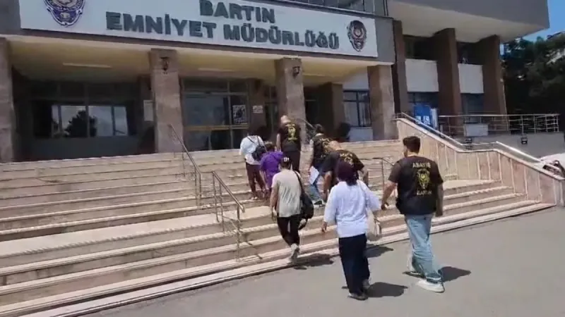 Fuhuş Operasyonu: 29 Adrese Baskın! Çete Çökertildi!