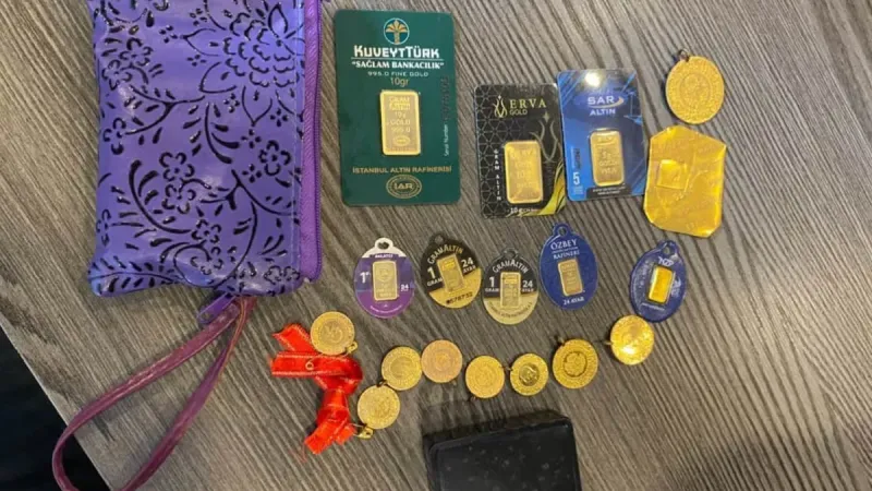 Halıdan Servet Fışkırdı! Adana'da 650 Bin TL'lik Altın Şoku!