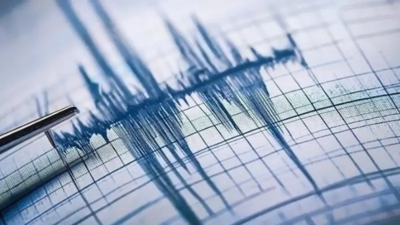 İstanbul Sallandı! 4.0 Şiddetinde Deprem: Artçılar Sürecek Mi?