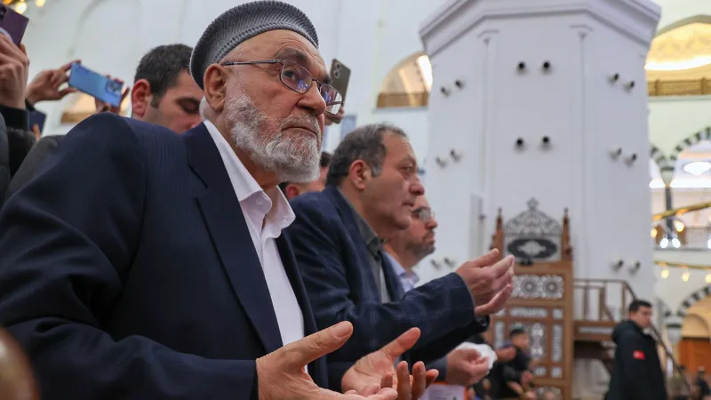 Ankara'da Bayram Namazı Saati: 2025'te Kaçta Kılınacak?