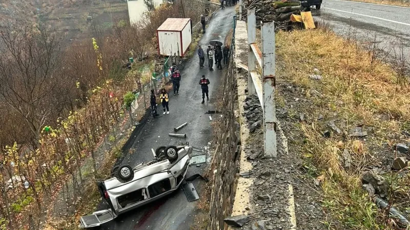 Artvin'de feci kaza: 3 kişi hayatını kaybetti