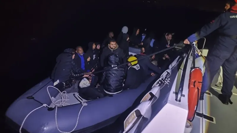 Aydın’da 31 düzensiz göçmen kurtarıldı: Yunan unsurları tarafından itildi!