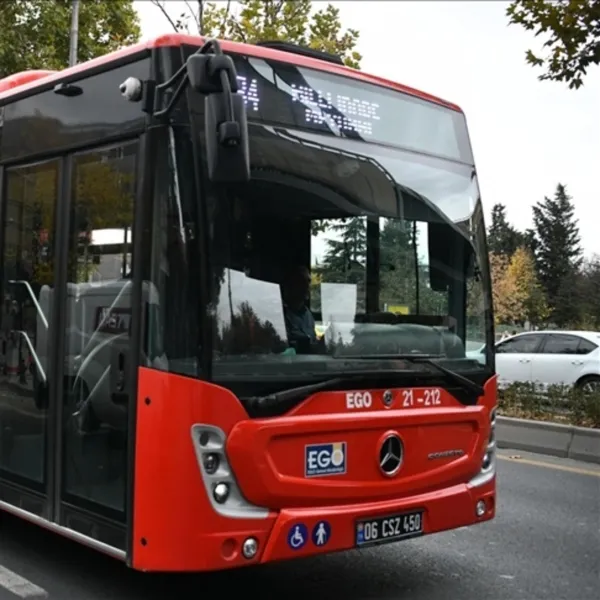 Başkent'te toplu taşıma hizmetleri "yazlık servis" uygulamasına geçti