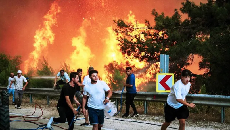 Bursa'daki orman yangını 5'inci gününde: 3 bin 763 vatandaş tahliye edildi