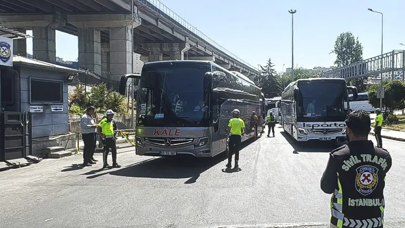 İstanbul Otogarı'nda Bayram Denetimi: Polis Alarmda!