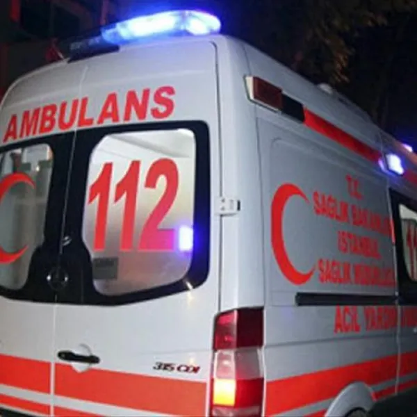 Cam silerken 2. kattan düştü