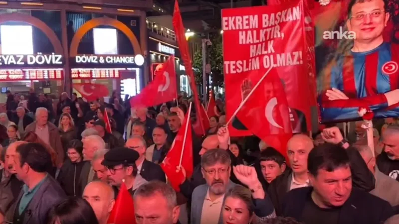 CHP Trabzon il başkanlığı Ekrem İmamoğlu hakkında hazırlanan iddianameyi protesto etti