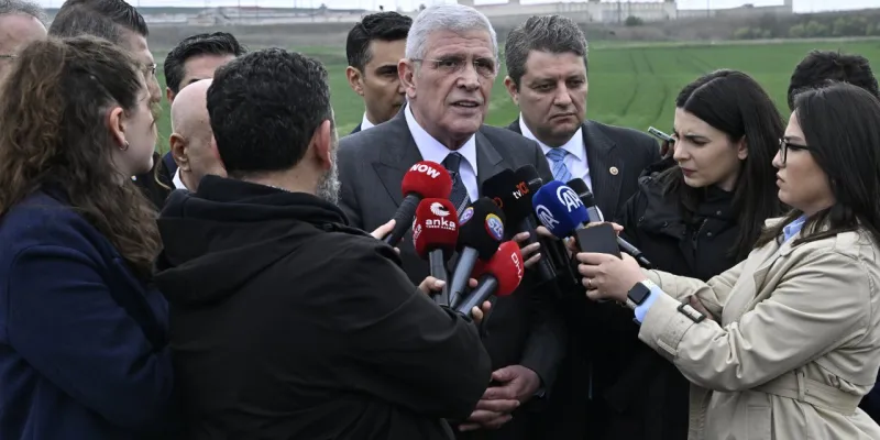 Dervişoğlu'ndan İmamoğlu Yorumu: Erdoğan Kaçsa da Kurtulsam Der!