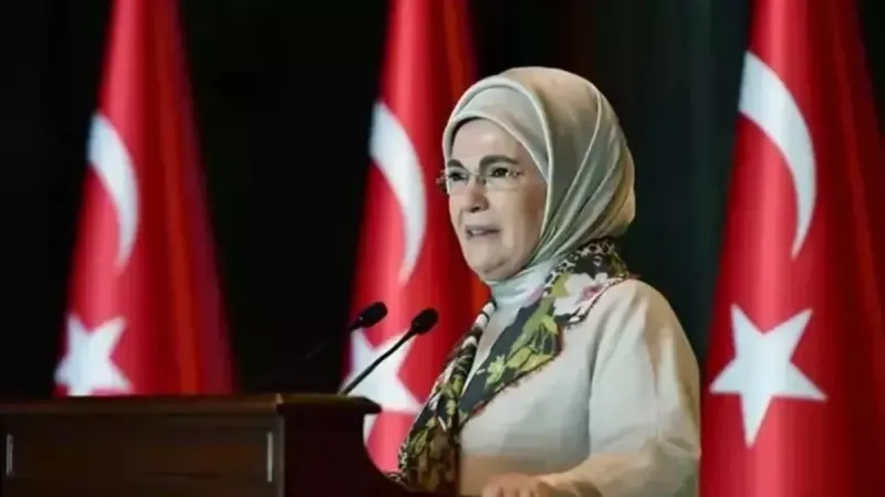 Emine Erdoğan'dan Aile Forumu Paylaşımı: Mutlu Aileler Sırrı Ne?