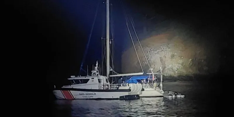 Fethiye açıklarında yasa dışı geçiş operasyonu: 35 düzensiz göçmen yakalandı