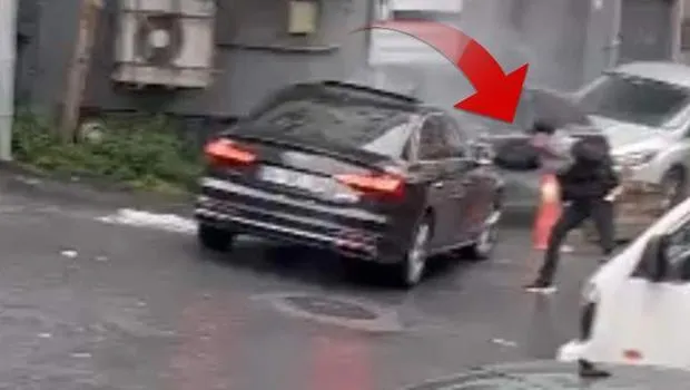 İstanbul'da Kanlı Pusu! Otomobile Kurşun Yağdırdılar! Şok Detaylar!