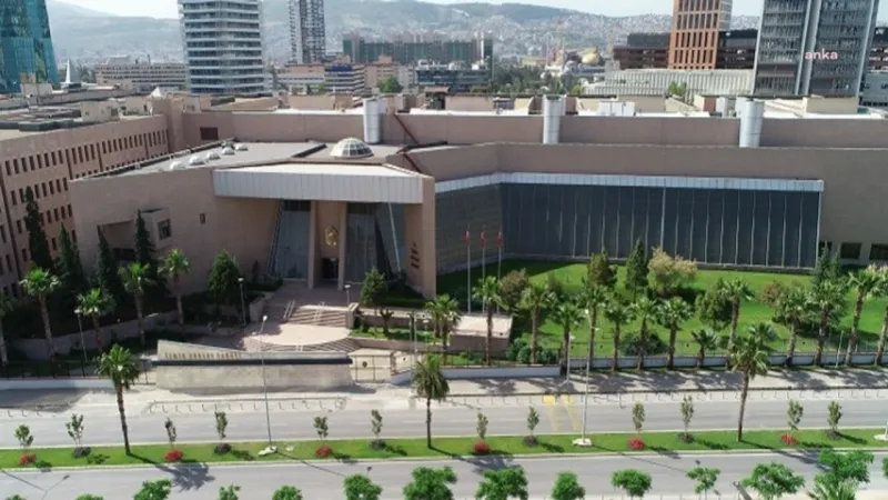 İzmir merkezli operasyon: Haklarında gözaltı kararı verilen 157 kişiden 120’si gözaltına alındı
