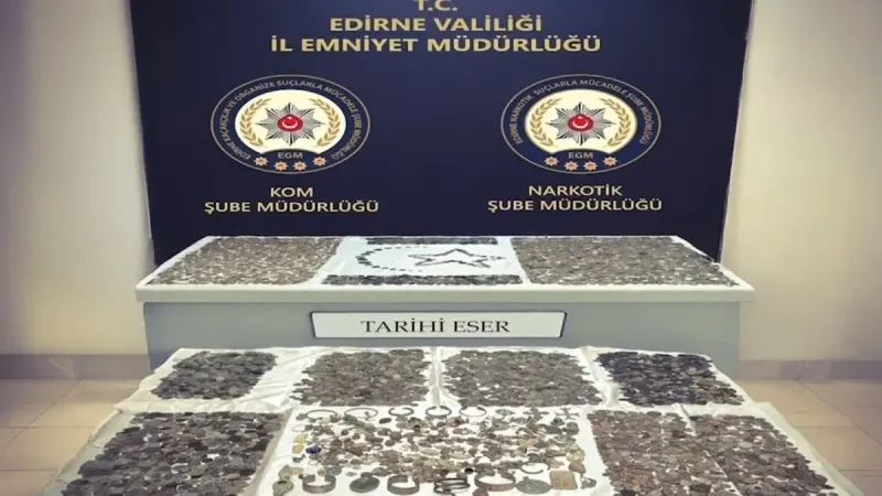 Kapıkule'de Şok Baskın! Tarihi Eser Kaçakçıları Yakalandı!