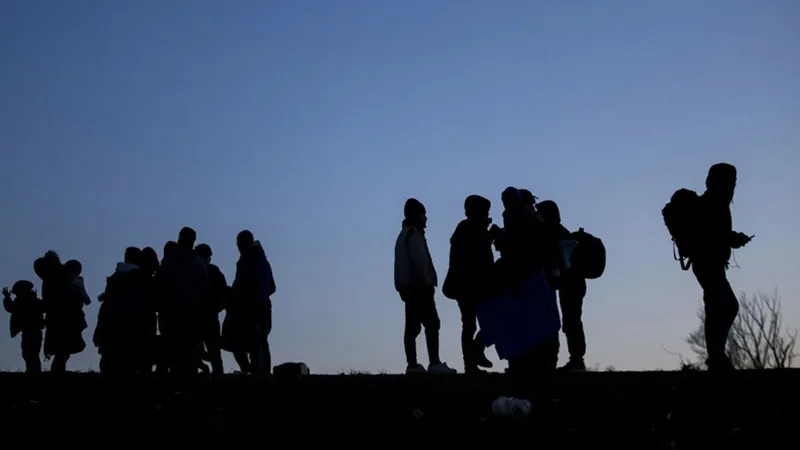 Kırklareli ve Edirne'de Şok Baskın! 39 Kaçak Göçmen Yakalandı!