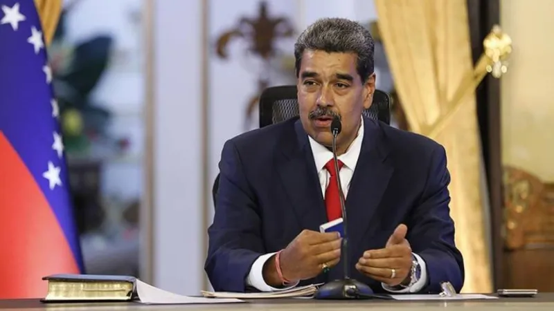 Maduro'dan Şok İddia: ABD, Petro'yu Devirmek mi İstiyor?