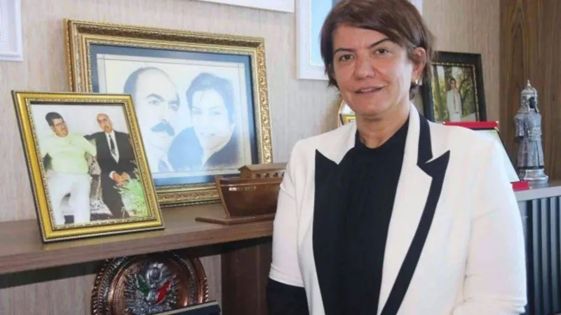 Şok İddia: Anayasada Kürtlerin Adı Mı Geçiyor? AKP'li Ataman Açıkladı!
