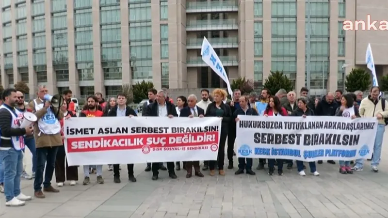 DİSK ve KESK'ten adliye önünde açıklama