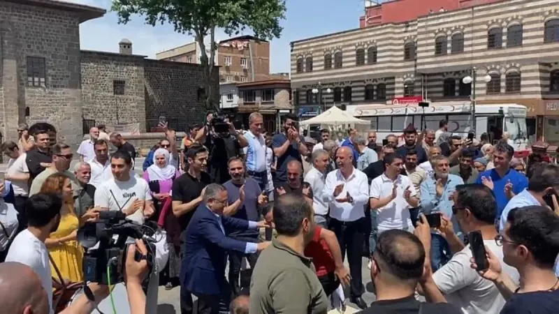 Diyarbakır'da Halay Şov! PKK Bitti mi? AK Parti'den Kritik Hamle