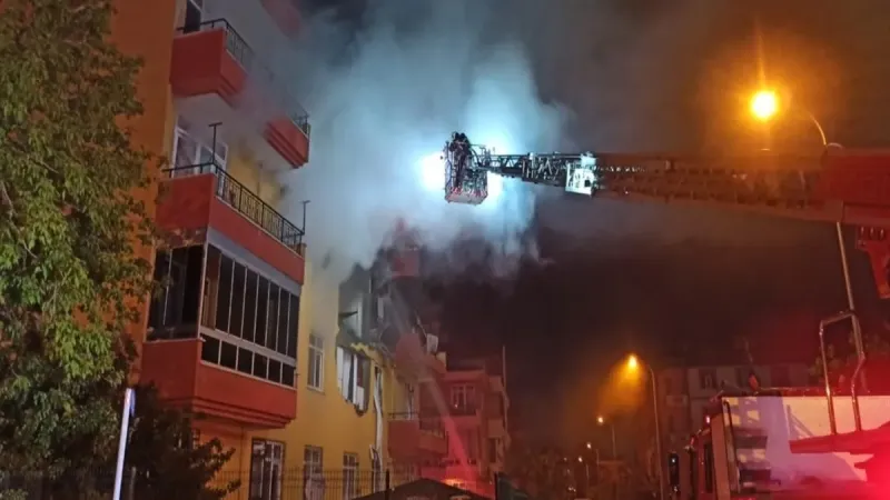 Konya’da bir apartmanda patlama ve yangın: 4 yaralı