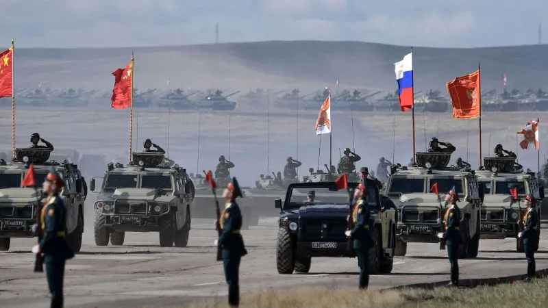 NATO Alarmda: Rusya ve Çin Avrupa'yı mı Hedef Alıyor?
