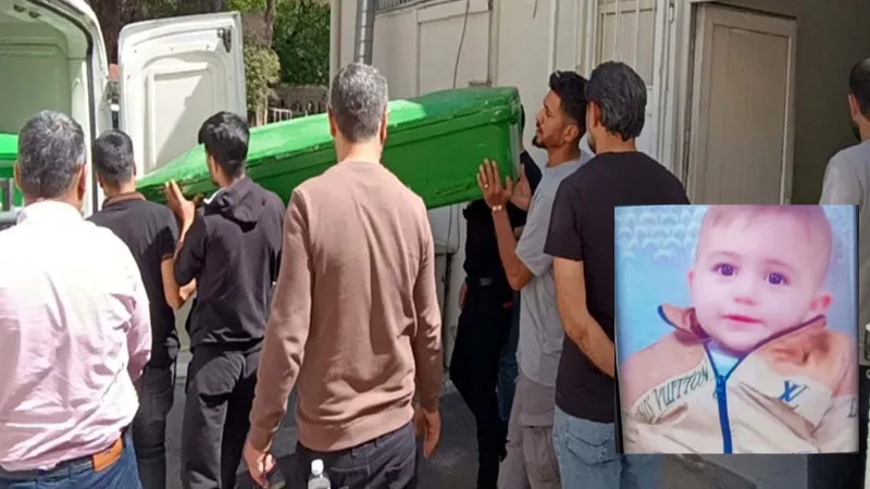 Facia! Otomobil Altında Kalan Bebek Hayatını Kaybetti!