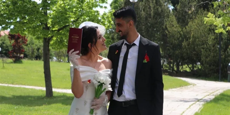 Gazi Aziz Çınar'dan Mucize Düğün! Hastanede Evlendi