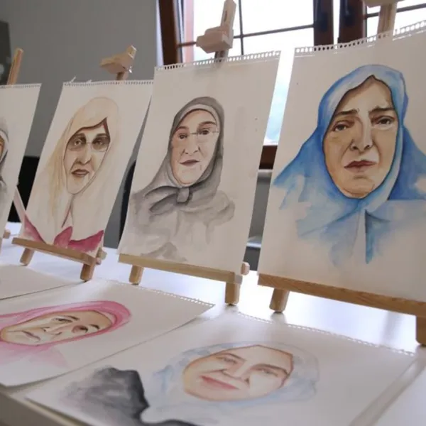 Rize'de Şehit Annelerine Duygulandıran Anma! Portreleri Hediye Edildi