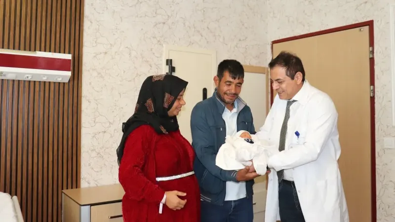 Şanlıurfa'da Mucize! 15 Yıllık Hasret Tüp Bebekle Son Buldu