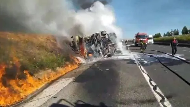 Şanlıurfa'da Tanker Faciası! Alevler İçinde Devrildi