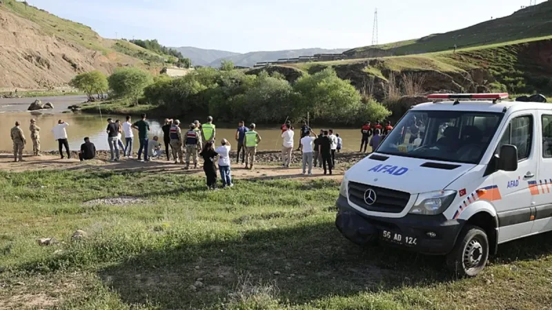 Siirt'te Acı Kayıp: Kezer Çayı'nda 14 Yaşındaki Çocuk Bulundu!