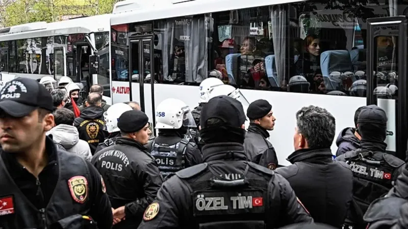İstanbul'da Olay! 384 Kişi Neden Gözaltına Alındı? Şok Detaylar