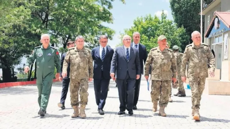 Sınırda Alarm! Güvenlik Önlemleri Artırıldı: Kritik Toplantı