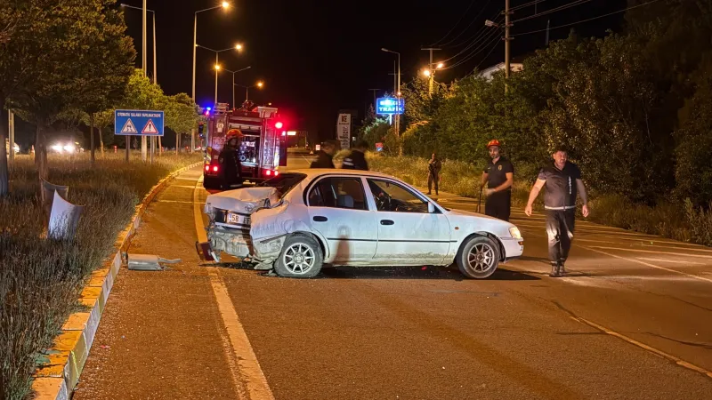 Sivas'ta Feci Kaza! 5 Yaralı, Ankara Yolu Kapandı!