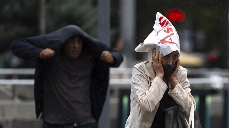 İstanbul'a Sarı Alarm! Hava Durumu Değişiyor: İşte Detaylar