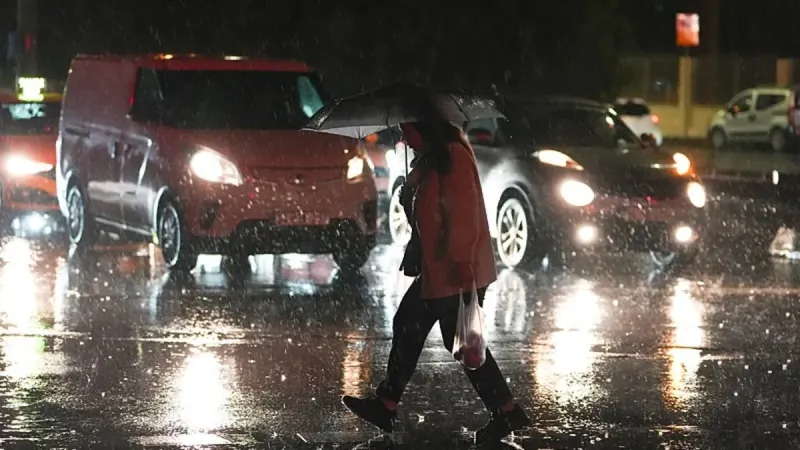 SON DAKİKA… Soğuk ve yağışlı hava için tarih verildi: Meteoroloji’den İstanbul dahil 30 il için uyarı!