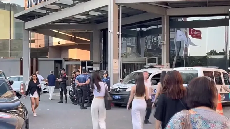 Hastanede Silahlı Saldırı! Bakırköy'de Neler Oluyor?