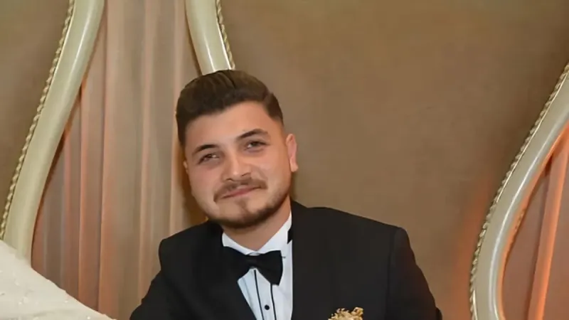 Adana'da Gölde Korkunç Kaza! Genç Kayboldu!