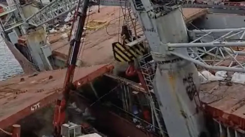 Tuzla Tersanesi'nde Korkunç Kaza! 1 İşçi Hayatını Kaybetti