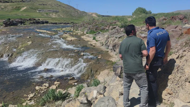 Van'da İnci Kefali Alarmı! Polisler Neden Nöbette?