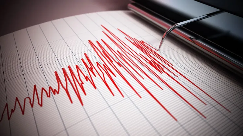 Yunanistan Sallandı! 4.6 Şiddetinde Deprem Korkuttu